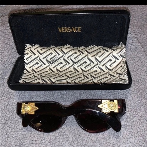Vintage Unisex Gianni Versace Medusa Head Gold & Brown Sunglasses in GUC! main image 10